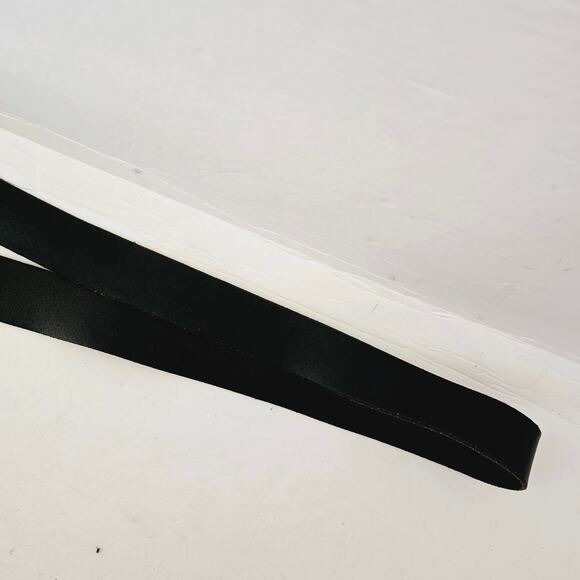 Levi's Black Leather Belt 42" Big and Tall - Picture 3 of 9